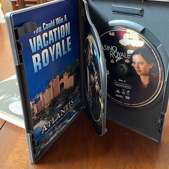 CASINO ROYALE 007 2-disc DVD video Daniel Craig - Picture 6 of 9